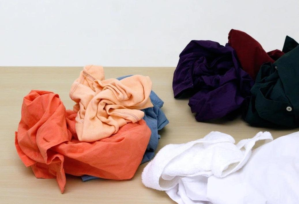 Jak prać pościel, żeby nie traciła koloru i miękkości ?