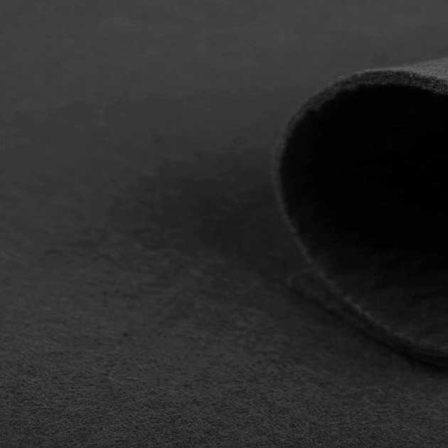 Filc cienki szary ciemny grubość około 1,2 mm