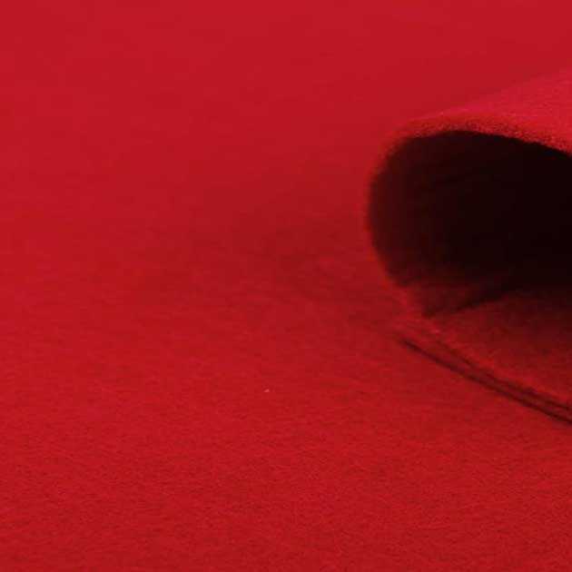 Filc gruby czerwony grubość około 3 mm