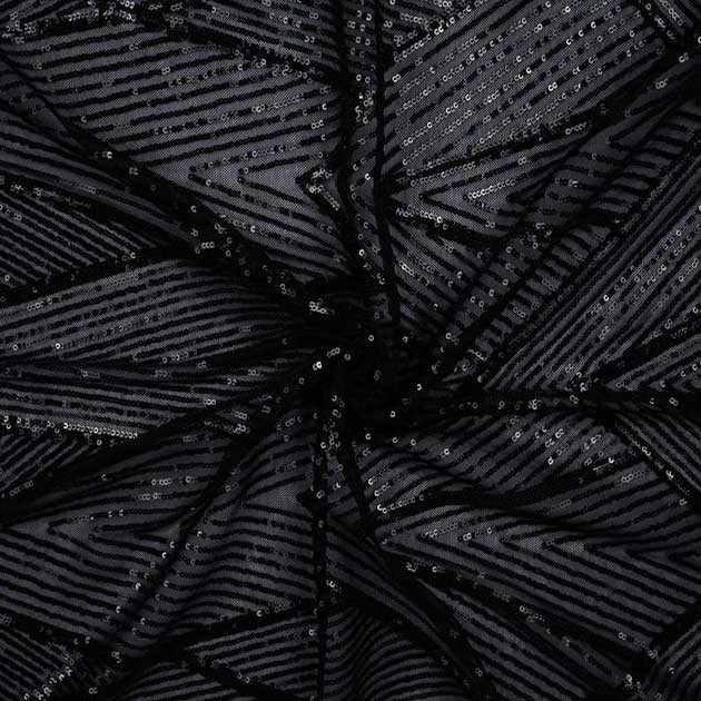 Cekiny w trójkaty czarne