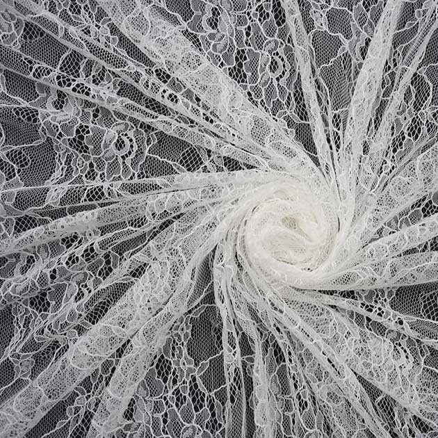 Koronka francuska śmietankowa