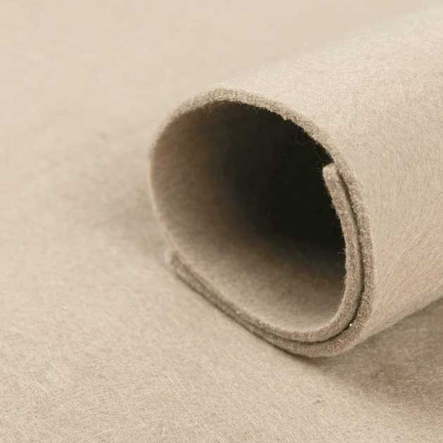 Filc gruby beż jasny grubość około 3 mm