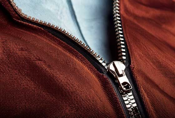 Suwaki i taśmy suwakowe – jak dobrać idealne połączenie?